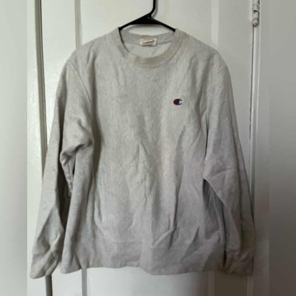 Champion via Urban Outfitters sz Men’s Medium Lt Heather Grey